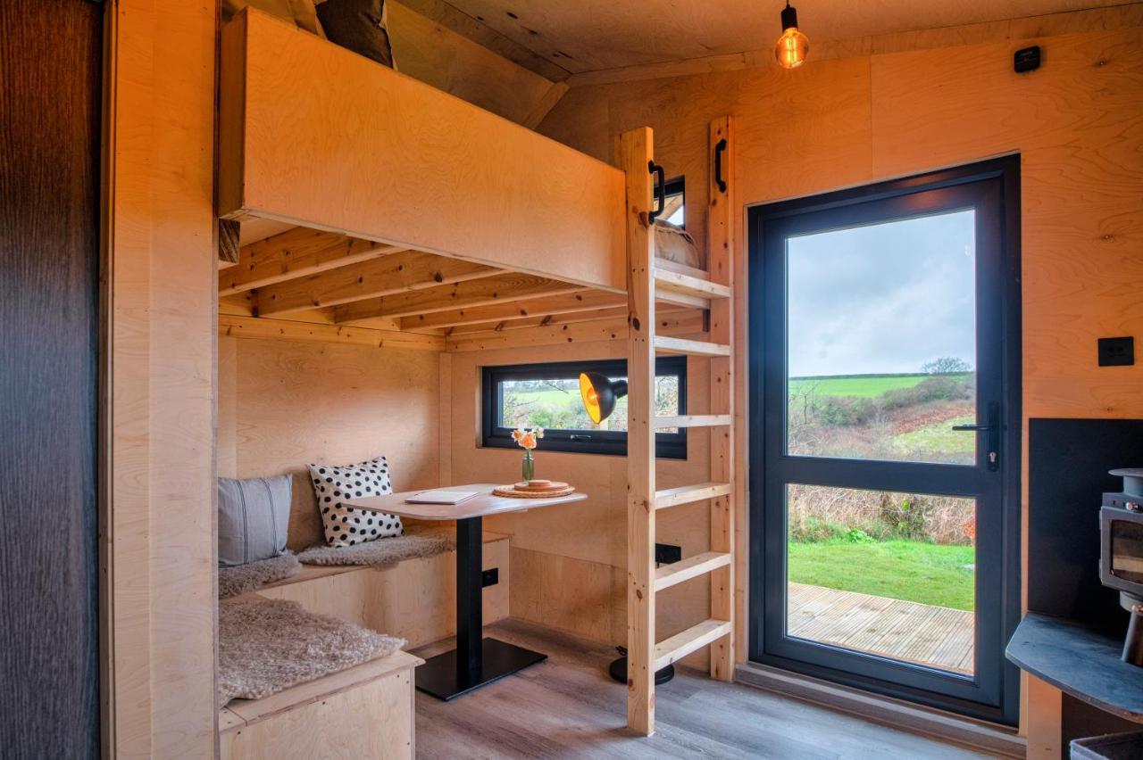 Luxury Glamping Cabin With Outdoor Bath On Cornish Flower Farm Труро Экстерьер фото